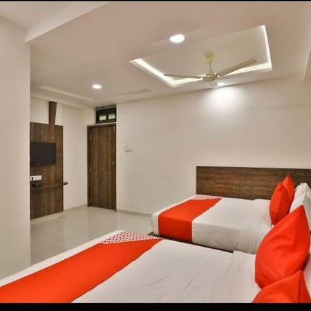 Hotel Pathik Villa Ahmedabad Luaran gambar
