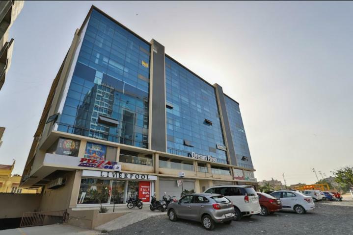 Hotel Pathik Villa Ahmedabad Luaran gambar