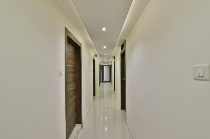 Hotel Pathik Villa Ahmedabad Luaran gambar