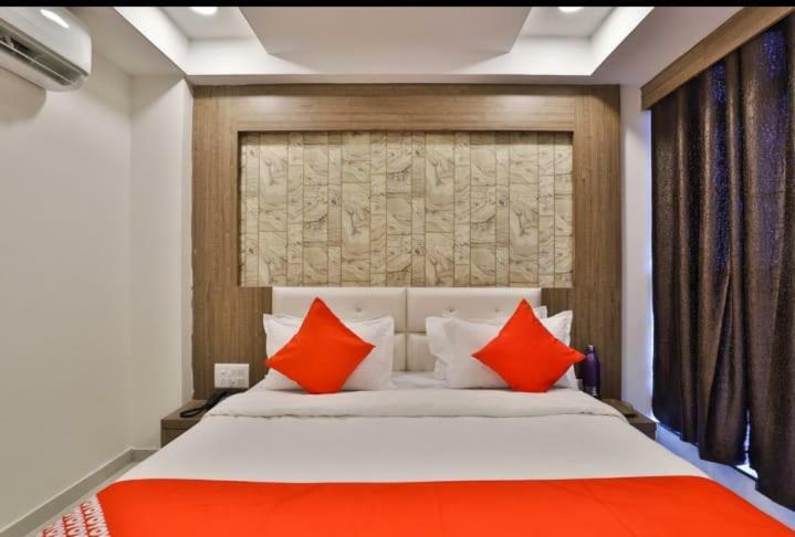 Hotel Pathik Villa Ahmedabad Luaran gambar